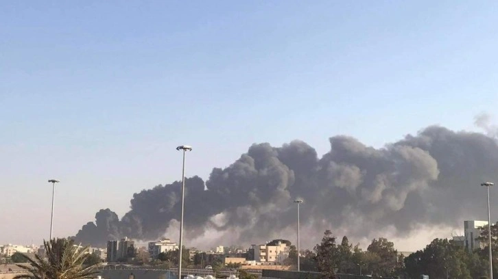 Libya'da kanlı &ccedil;atışma: Onlarca &ouml;l&uuml;, 100'den fazla yaralı var