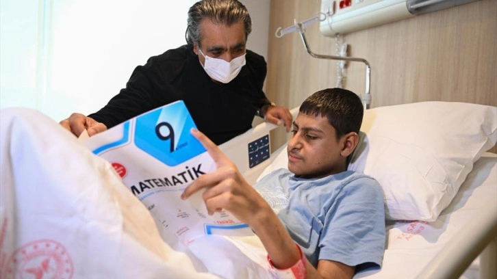 Lösemili Cemal LGS'yi hastane odasında kazandı, Anadolu Lisesine yerleşti