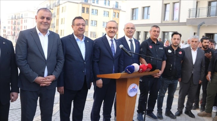 Malatya'da bin 130 deprem konutunun anahtarları teslim edildi