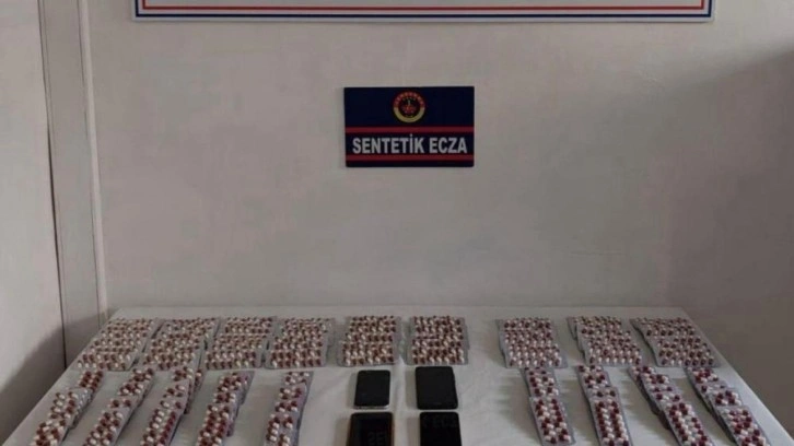 Manisa'da sentetik uyuşturucu operasyonu: 5 tutuklama