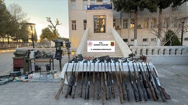 Mardin&apos;de resmen cephanelik ele geçirildi: Yasa dışı imalathaneye baskın! 1 tutuklama