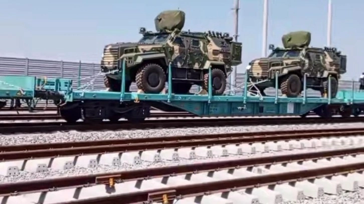 Marmaray hattından Avrupa'ya zırhlı araç sevkiyatı! Vagonlar dolusu görüntülendi