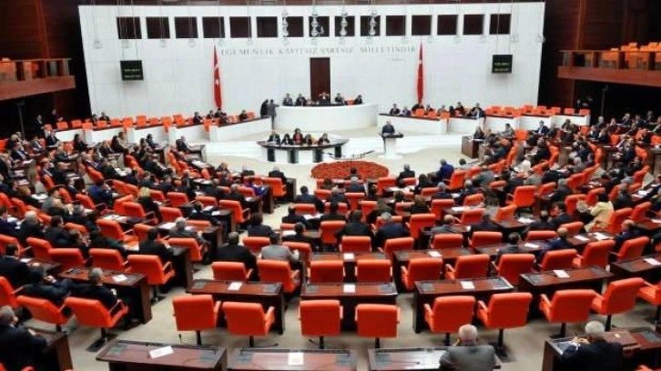 Meclis dar gelirli yaşlıların sorunu i&ccedil;in komisyon kurdu! Birinci durak belli oldu