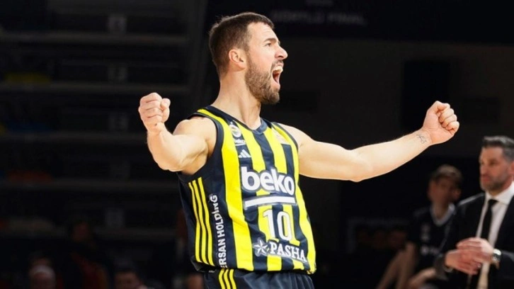 Melih Mahmutoğlu bir yıl daha Fenerbahçe Beko’da