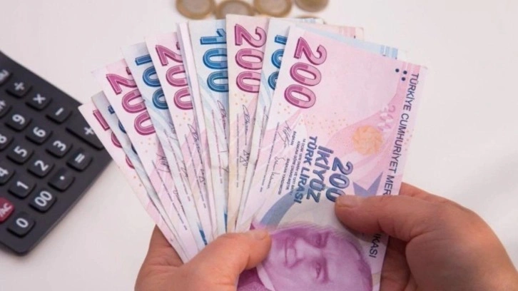 Memur ve emekliler zam teklifi bekliyor!