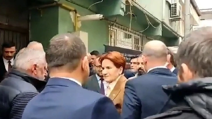 Meral Akşener, Bursa&rsquo;da Sinan Ateş&rsquo;in baba evini ziyaret etti