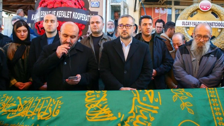 Merkez Bankası Başkanı Karahan'ın annesi Uşak'ta toprağa verildi