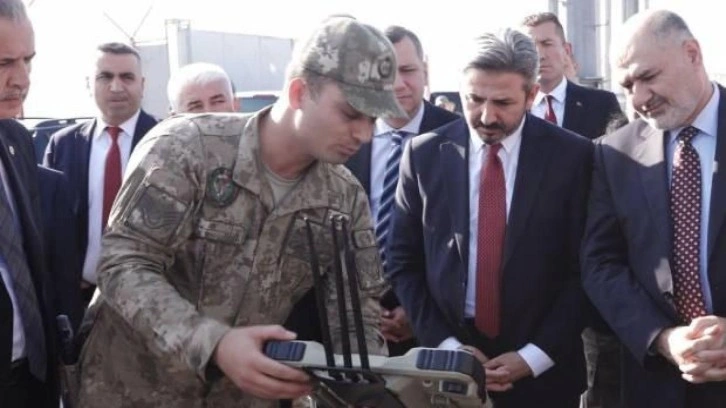 Milletvekilleri, sınır hattındaki tedbirleri yerinde g&ouml;rd&uuml;