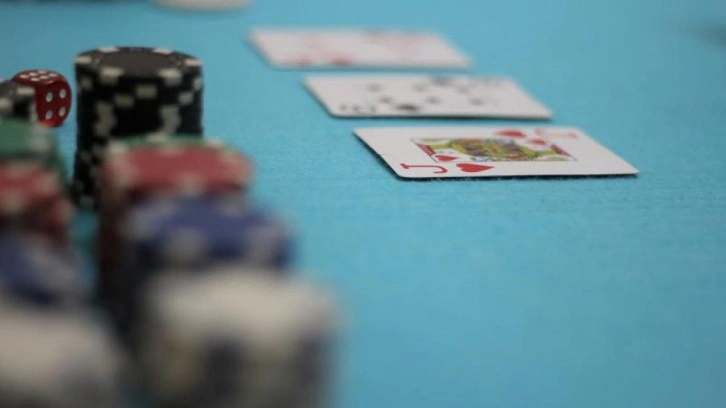 Milyonluk vurgun ellerinde patladı! Kumarhanede film gibi soygun! Tezgah deşifre oldu