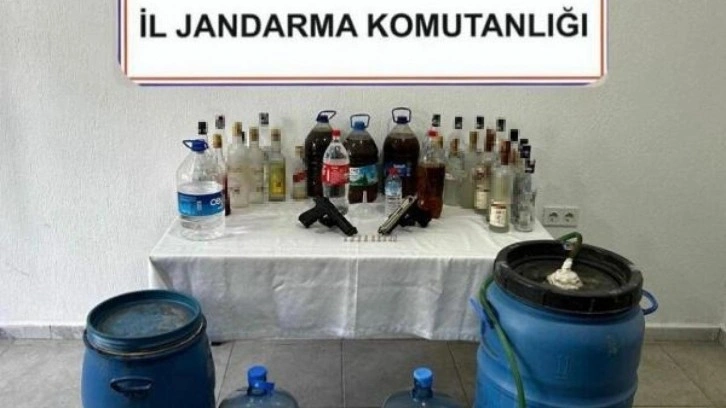 Muğla'da sahte i&ccedil;ki operasyonu; 2 g&ouml;zaltı