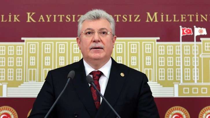 Muhammet Emin Akbaşoğlu CHP'nin yedinci okunu a&ccedil;ıkladı