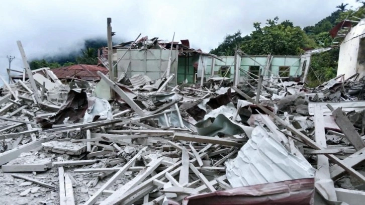 Myanmar ordusundan hava saldırısı!  32 kişi katledildi!