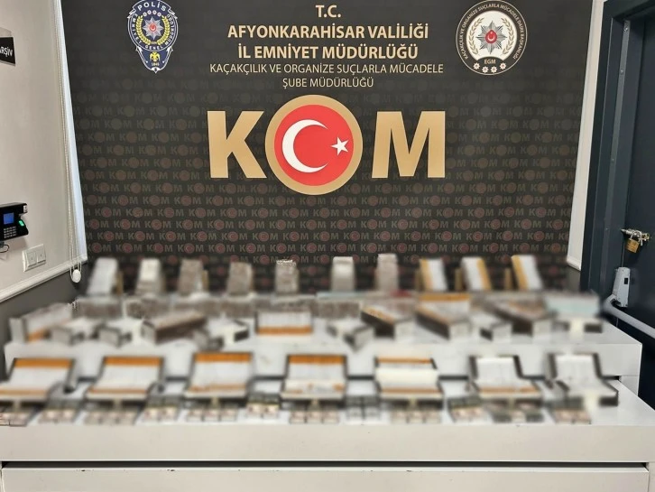 KA&Ccedil;AK&Ccedil;ILIK OPERASYONUNDA 10 BİN 500 MAKARON ELE GE&Ccedil;İRİLDİ