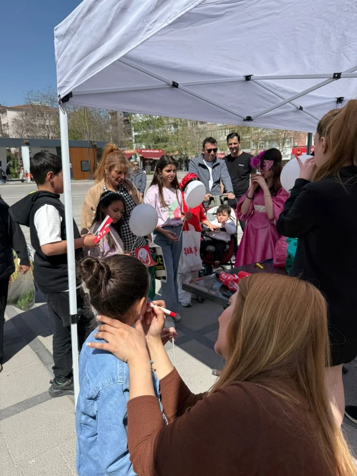 ZAFER PARTİSİ ELAZIĞ İL BAŞKANLIĞI'NDAN 23 NİSAN KUTLAMASI