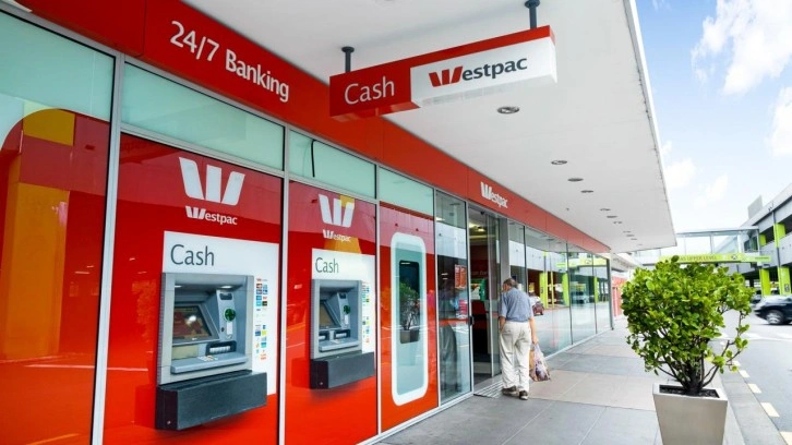 Nakitsiz toplum hamlesi! Westpac'ten şube ve ATM'leri kapatıyor