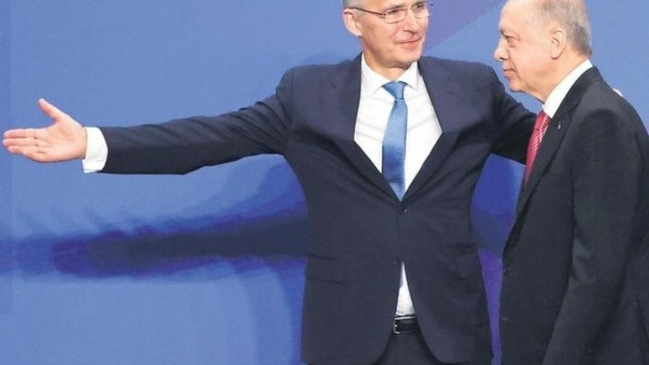 NATO Zirvesi'nde g&ouml;zler Cumhurbaşkanı Erdoğan&rsquo;da