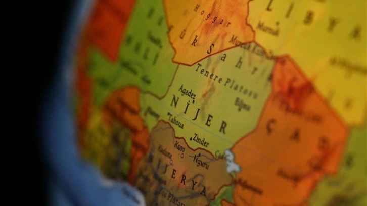 Nijerya, askeri darbenin yaşandığı Nijer ile t&uuml;m sınırlarını kapattı
