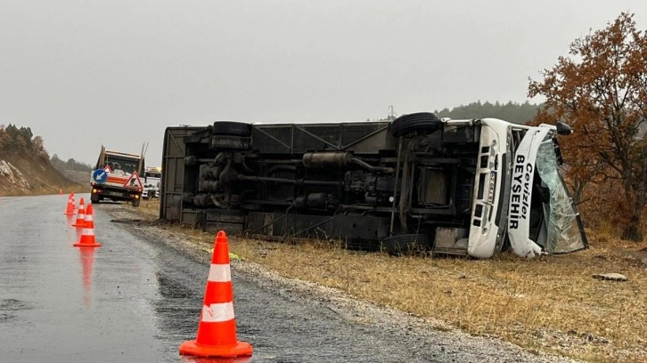 Okul servisi devrildi! 28'i öğrenci 29 yaralı