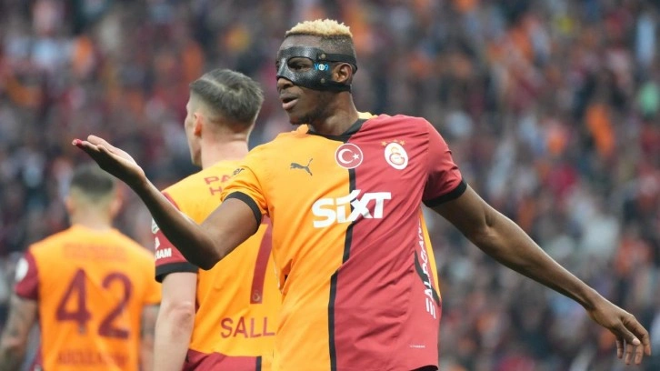 Osimhen'den maç sonu ayrılık sinyali!