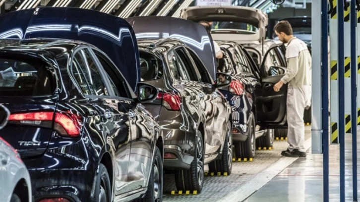 Otomobil fiyatları artacak mı? Uzmanlar tarih vererek uyardı
