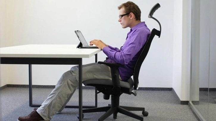 Otururken beyniniz k&uuml;&ccedil;&uuml;lmesin! Hareketsiz yaşam beyni tehdit ediyor