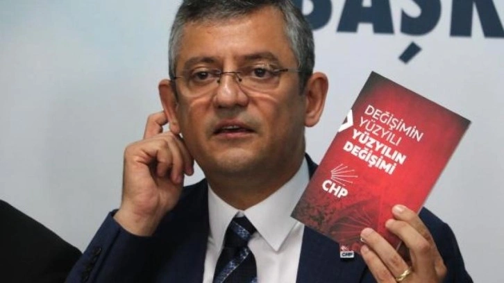 &Ouml;zg&uuml;r &Ouml;zel'den Kılı&ccedil;daroğlu'nun 'Kapı &ouml;n&uuml;ne koyarım' tehdidine cevap!