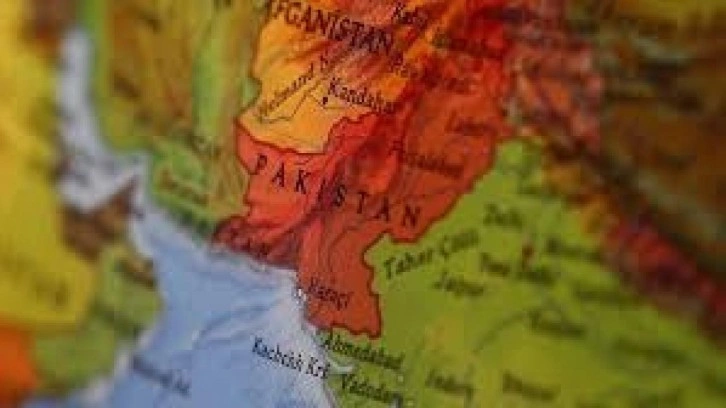 Pakistan'da patlama: 5 asker hayatını kaybetti