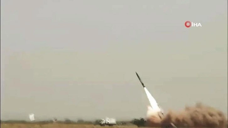 Pakistan'dan gözdağı! Balistik füze denemesi yaptı!