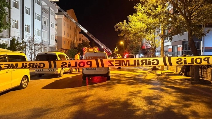 Polatlı'da 5 katlı binada yangın çıktı