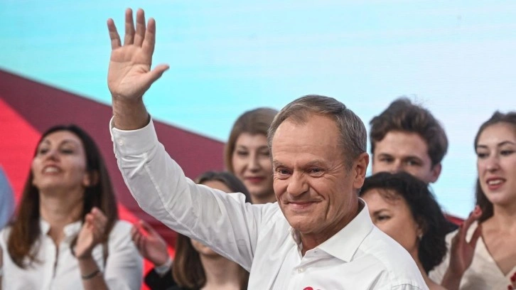 Polonya'da se&ccedil;imi muhalefet kazandı