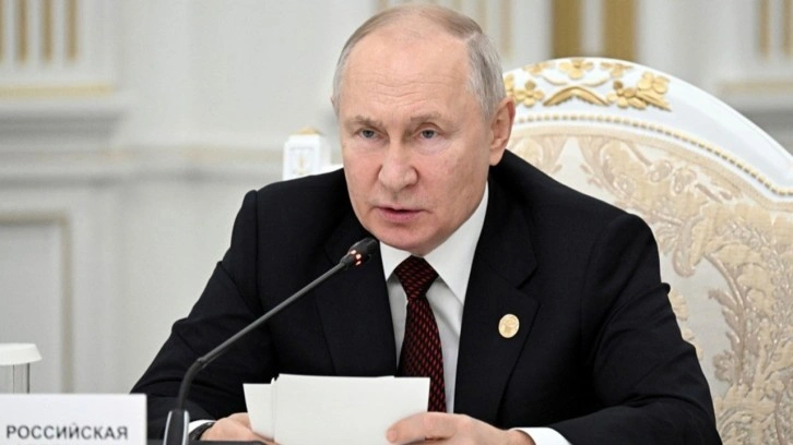 Putin: Azerbaycan-Ermenistan barış m&uuml;zakereleri Moskova'da yapılsın
