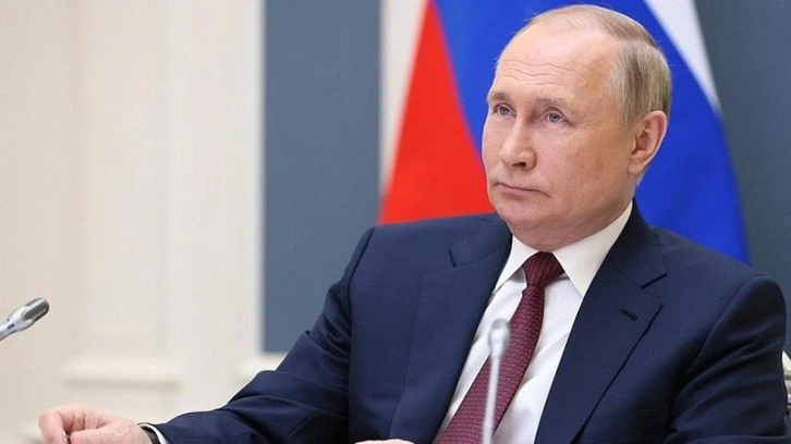 Putin: Bugün telefonda Trump'la konuşacağım