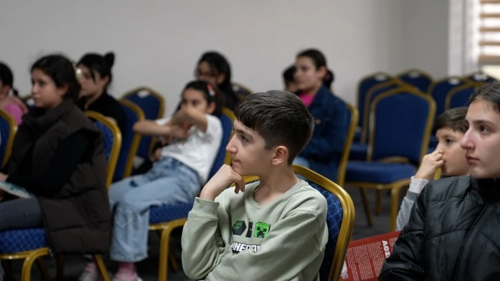   OKUMA ETKİNLİĞİNE YOĞUN İLGİ.