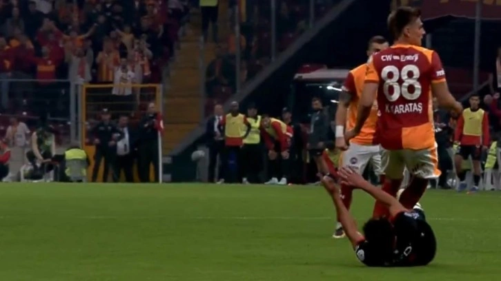 Rams Park'ta çifte kırmızı kart! İki takım da 10 kişi kaldı.