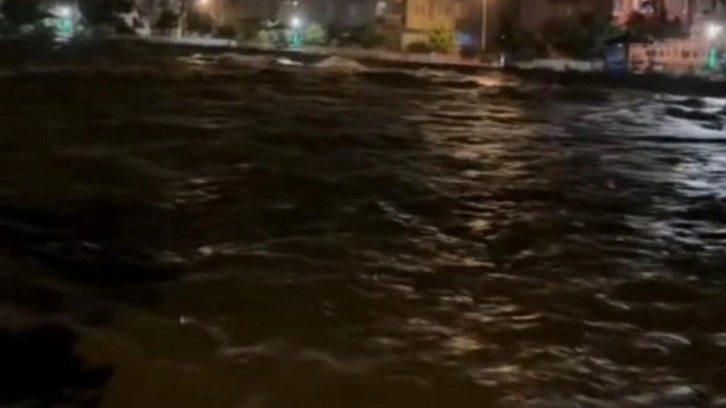 Rizede şiddetli yağış! Sel ve su baskınlarına neden oldu
