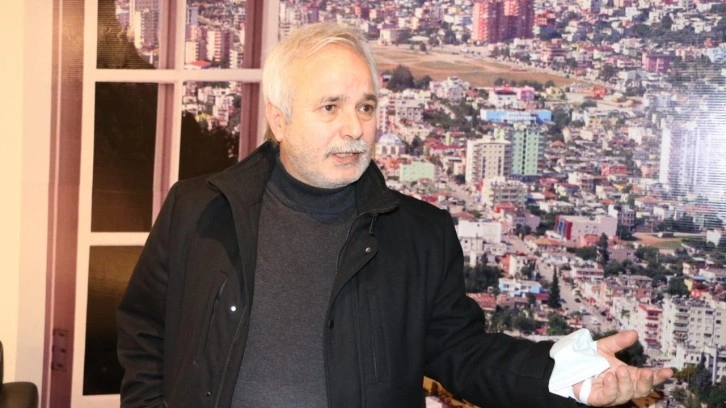 Saadet Partili Kozan Belediye Başkanı, AK Parti'ye ge&ccedil;ti