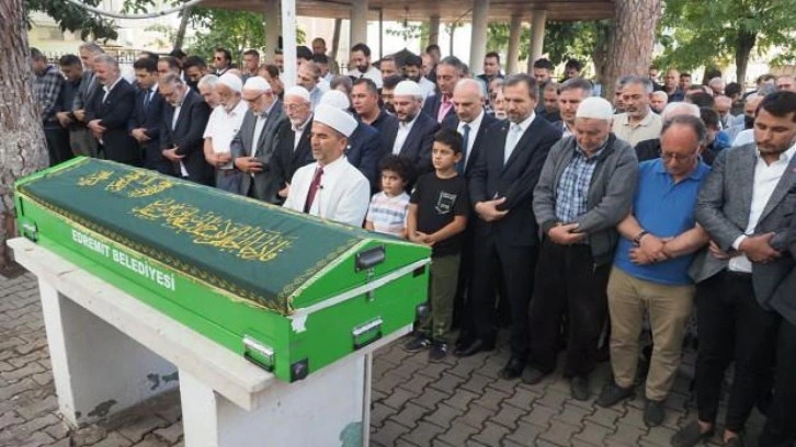 Saadet Partili Osman Akg&uuml;n son yolculuğuna uğurlandı