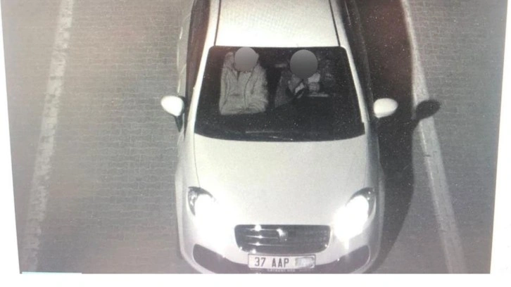 Sahte plakalı ara&ccedil;la akaryakıt &ccedil;alan hırsızların savunmasına bakın!