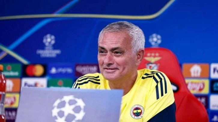 Şampiyonlar Ligi'nde tarihi zafer ayrılık getirdi! Mourinho elendiği takıma hoca oluyor