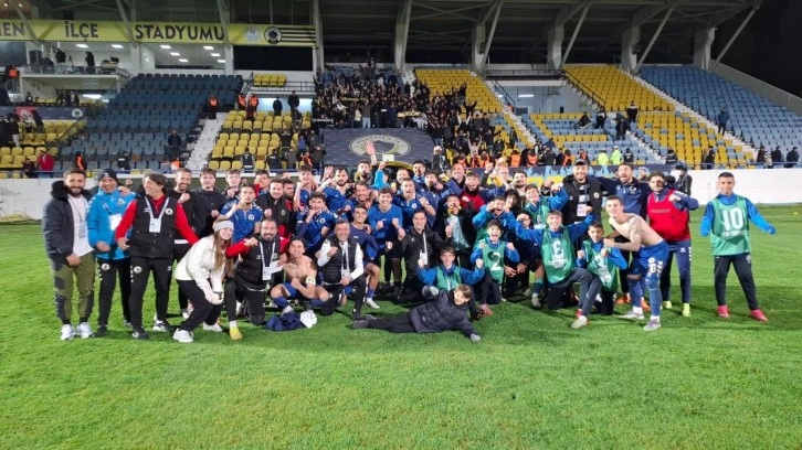 Şampiyonluğa oynayan takıma aynı maçta 90+6 ve 90+7 darbesi