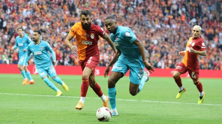 Şampiyonluk yolunda yeni engel! Galatasaray'da gözler 'gizli' golcüde
