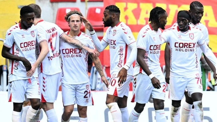 Samsunspor ikinci yarıda patladı! 'Duble' 3 puanı getirdi