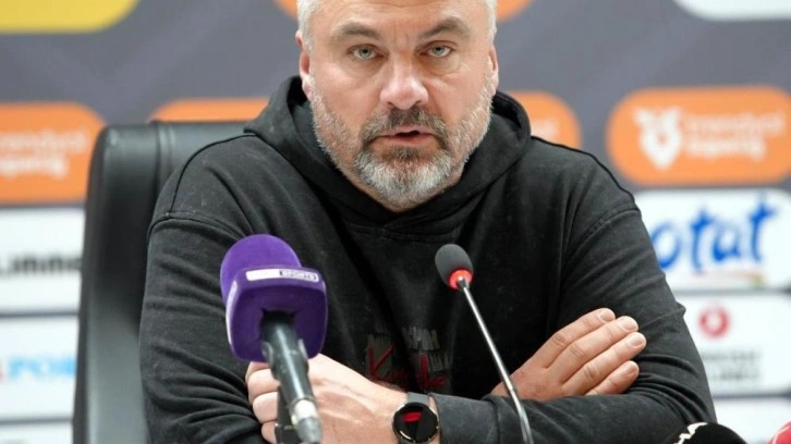 Samsunspor ıslıklandı! Reis basın toplantısında isyan etti