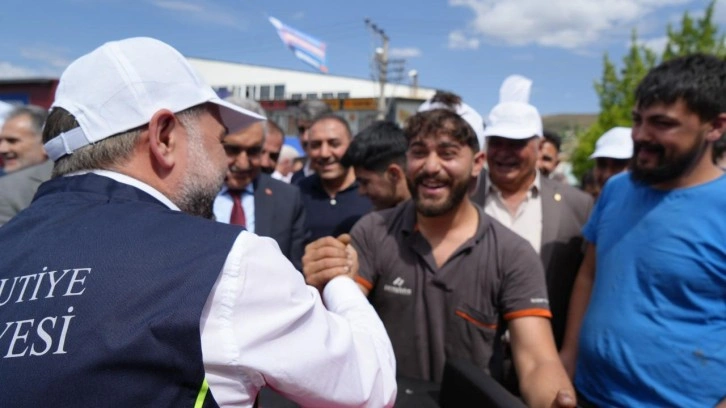 Sanayi esnafından ilginç turnuva! Usta, çırak ve kalfalar karşı karşıya...