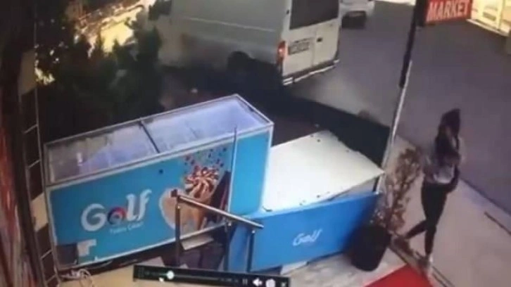 Sancaktepe&rsquo;de taciz iddiası: Ara&ccedil;la ezip, sopalarla d&ouml;vd&uuml;ler