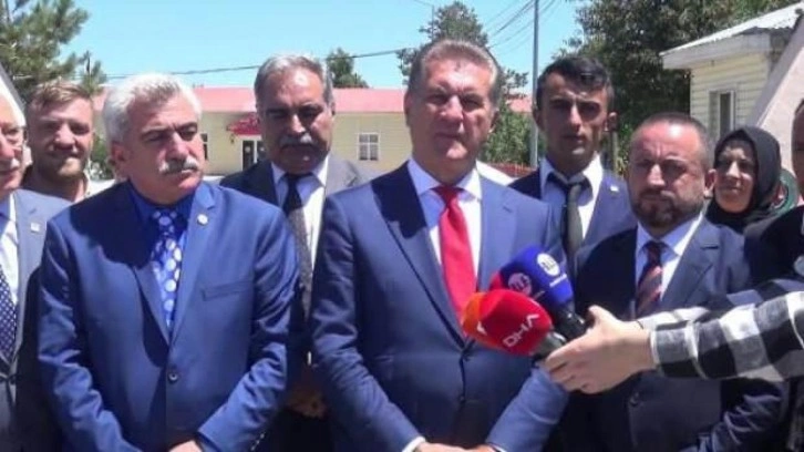 Sarıg&uuml;l'den 48'inci cezaevi &ouml;n&uuml;nde 'genel af' &ccedil;ağrısı