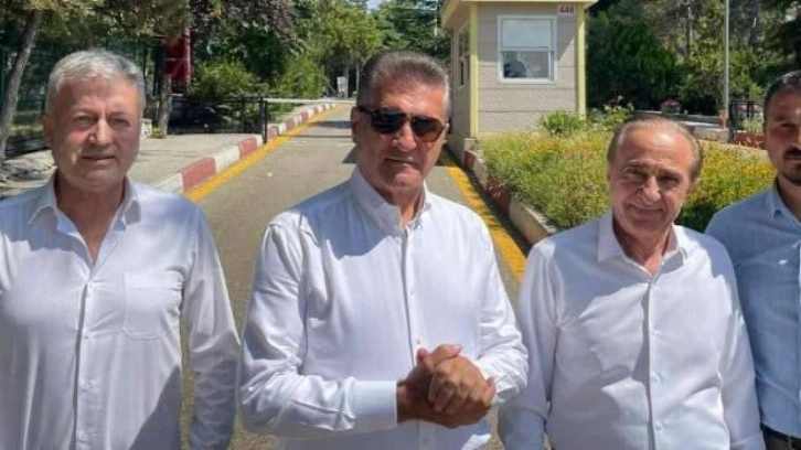 Sarıg&uuml;l'den &Ouml;zdağ'ın provokasyonuna tepki: Muhatabı memurlar değil!