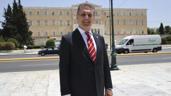 Sarıg&uuml;l'e Atina'da saldırı girişimi