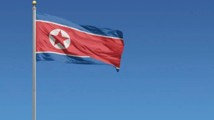 Savaş gemisi indirilirken kızağından düştü...Kim Jong-un ‘suç eylemi’ dedi!