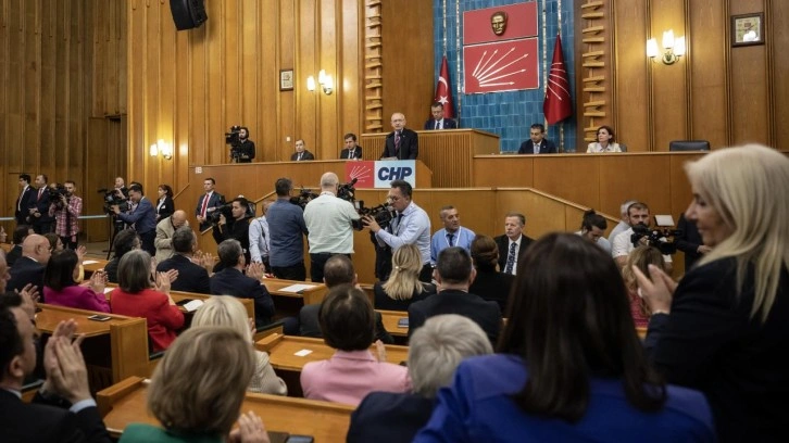 Se&ccedil;im sonrası Kılı&ccedil;daroğlu'nun kafası karıştı! Bir toplantıda iki farklı mesaj